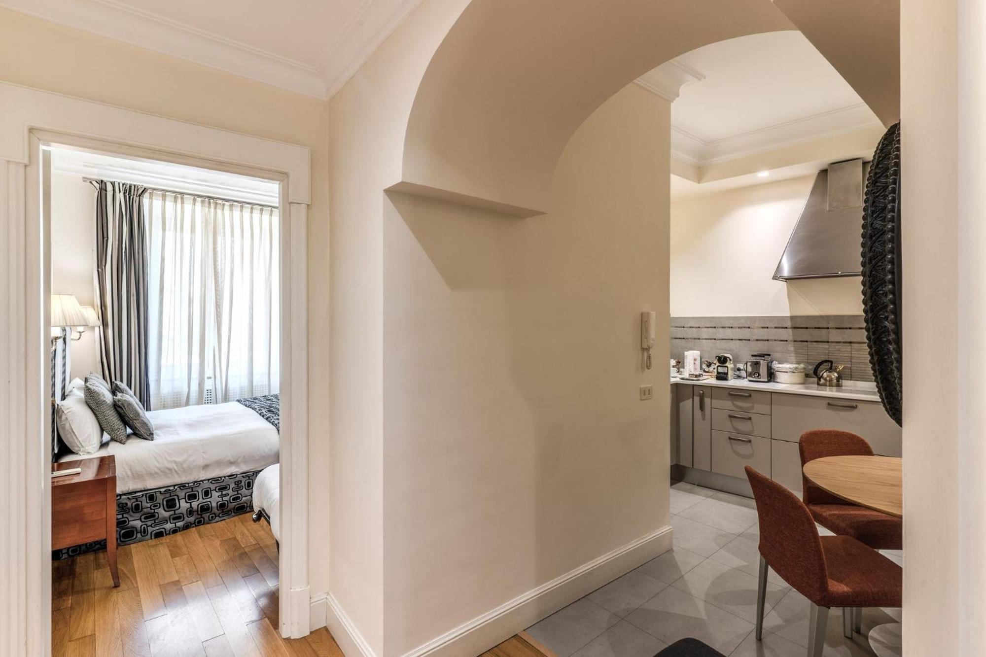 Via Napoli Apartments Rome Bagian luar foto